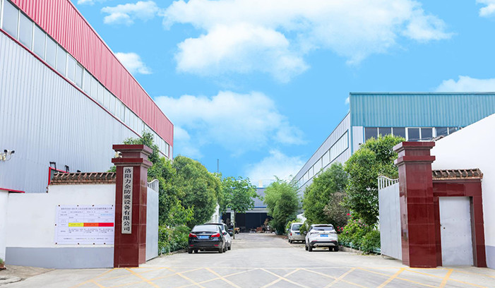 專(zhuān)業(yè)生產(chǎn)智能數(shù)控裁剪設(shè)備